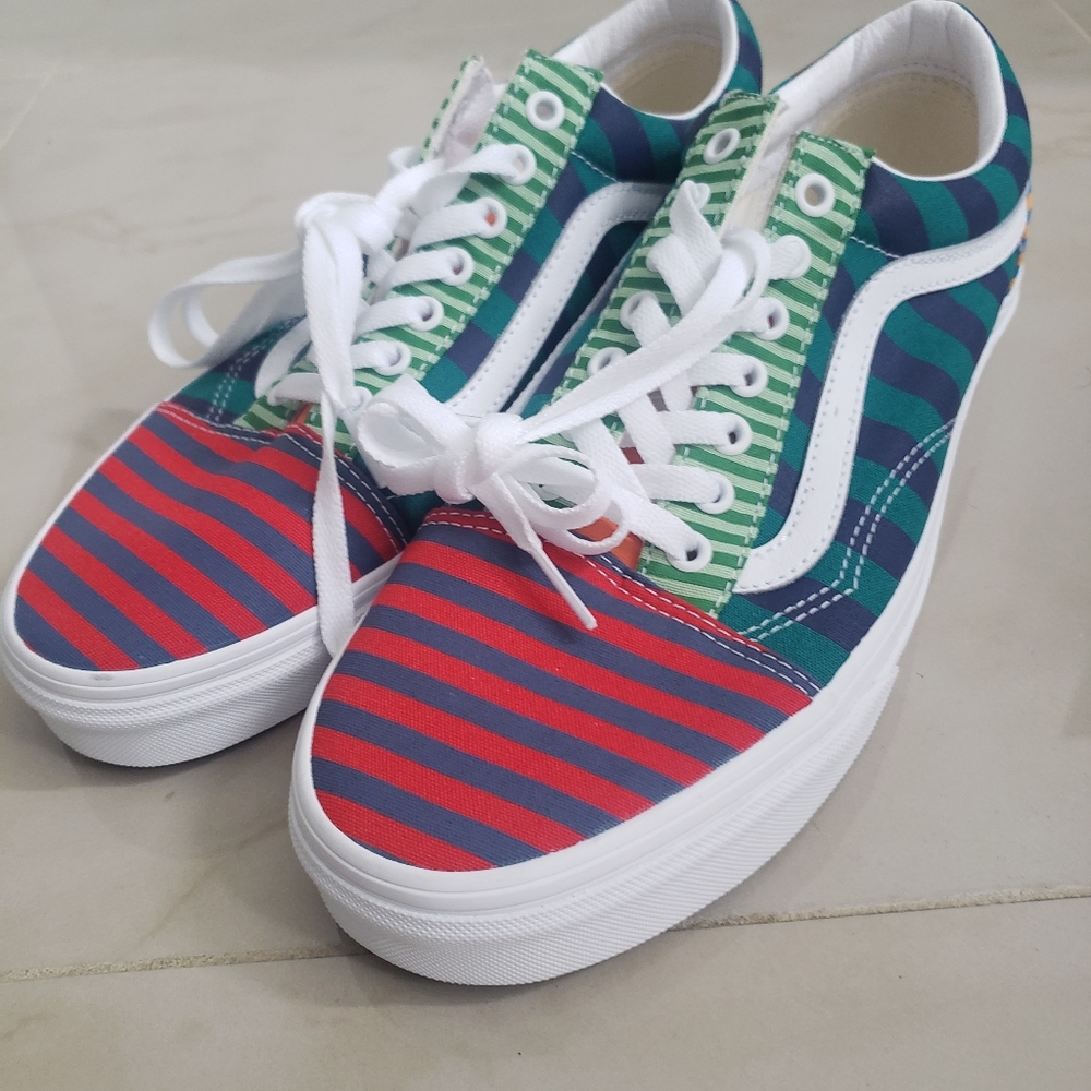 Shoes - Picture 2 of 5